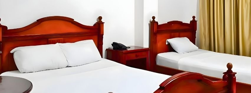 Habitación Doble con aire acondicionado para larga estadía — Hotel King David Lago Agrio